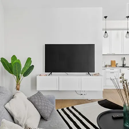 2br Kalamaja Flat With Private Lift & Roof Terrace Tallin