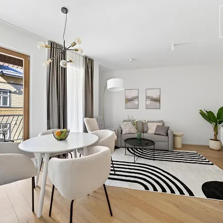 2br Kalamaja Flat With Private Lift & Roof Terrace Appartement *
